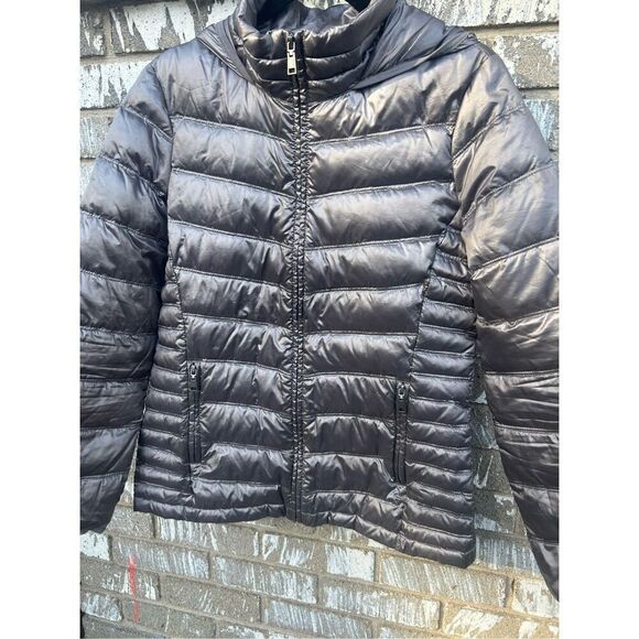 GH Bass Outdoors Shinny Silver Woman’s Winter Jacket Size Medium - Picture 3 of 16